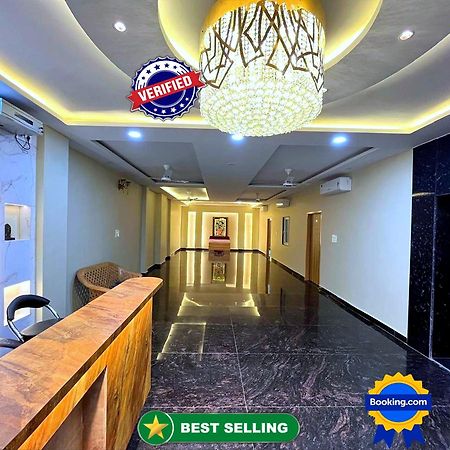 Hotel Vrinda Niddhivan ! Fully Ac, Prem Mandir At Walking Distance ! Just Near The Iskcon Temple Vrindāvan 외부 사진