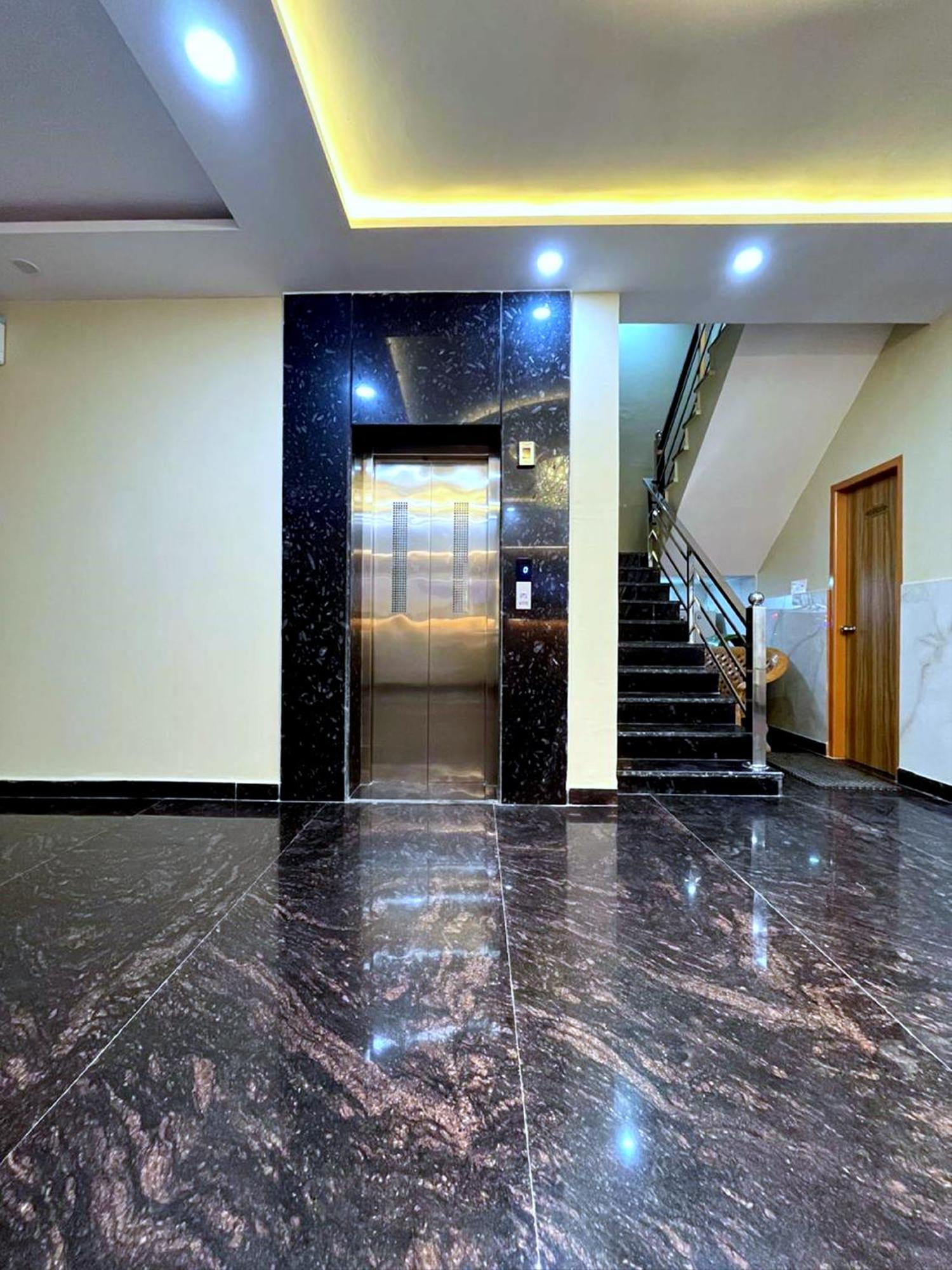 Hotel Vrinda Niddhivan ! Fully Ac, Prem Mandir At Walking Distance ! Just Near The Iskcon Temple Vrindāvan 외부 사진